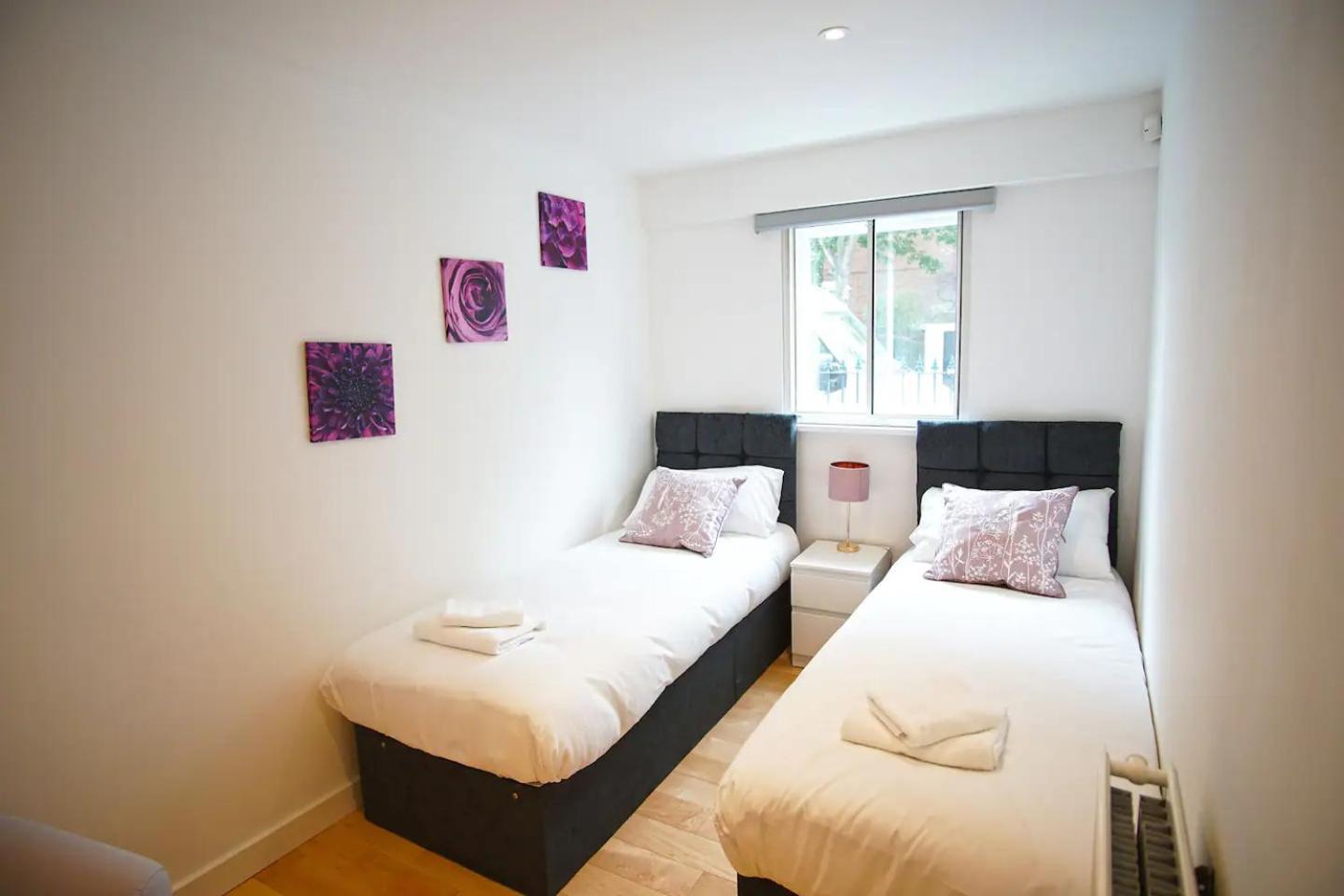 Superior Canary Wharf O2 Arena 2br